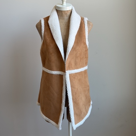 Maurices Brown Faux Suede Sherpa Trim Vest SMALL New! - Picture 4 of 7